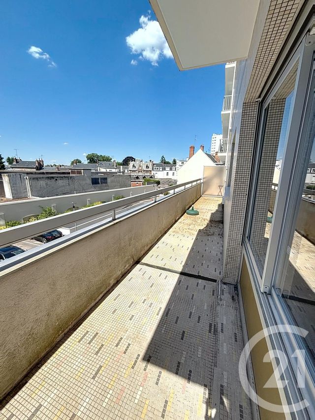 Appartement F1 &agrave; louer - 1 pi&egrave;ce - 28,50 m2 - Orleans - 45 - CENTRE