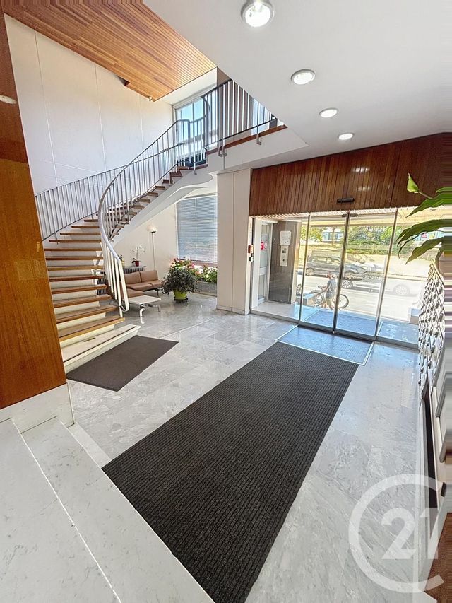 Appartement F1 &agrave; louer - 1 pi&egrave;ce - 28,50 m2 - Orleans - 45 - CENTRE