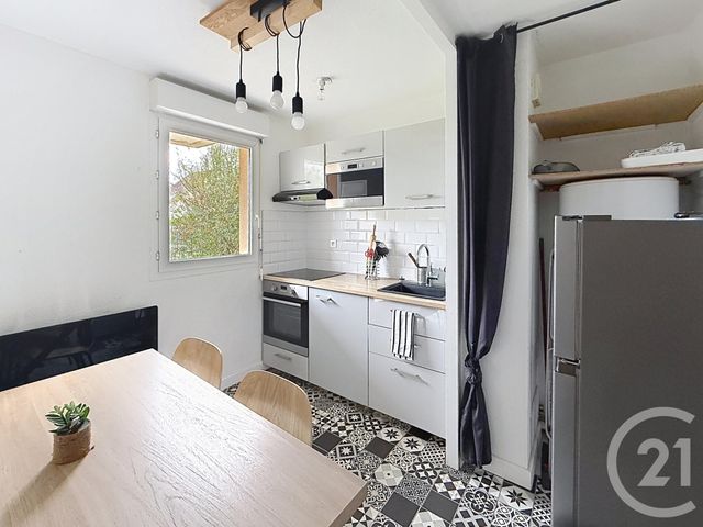 Appartement F3 &agrave; louer - 3 pi&egrave;ces - 54 m2 - Orleans - 45 - CENTRE