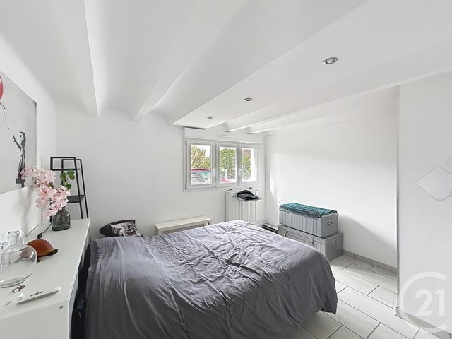 Maison &agrave; louer - 6 pi&egrave;ces - 115 m2 - Saran - 45 - CENTRE