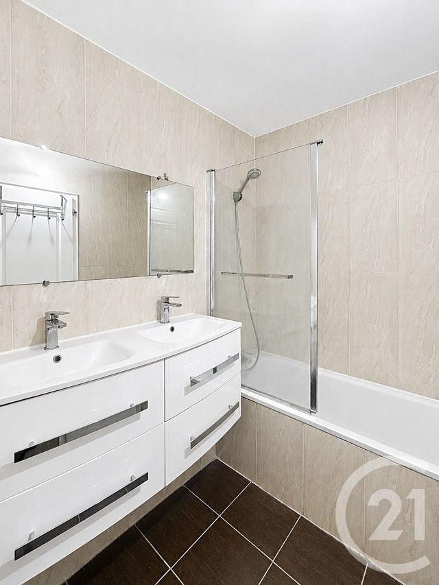 Appartement Chambre &agrave; louer - 1 pi&egrave;ce - 10,22 m2 - Orleans - 45 - CENTRE