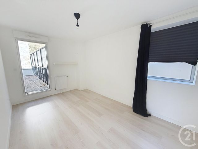 Appartement F2 &agrave; louer - 2 pi&egrave;ces - 62 m2 - Orleans - 45 - CENTRE