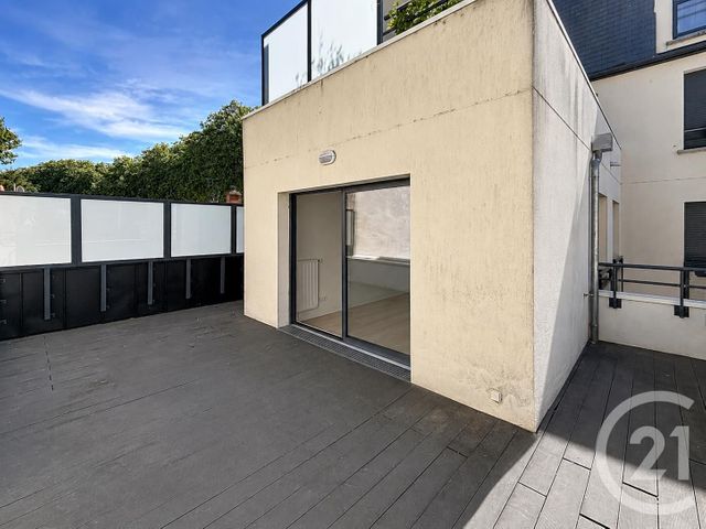 Appartement F2 &agrave; louer - 2 pi&egrave;ces - 62 m2 - Orleans - 45 - CENTRE