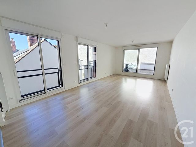 Appartement F2 &agrave; louer - 2 pi&egrave;ces - 62 m2 - Orleans - 45 - CENTRE