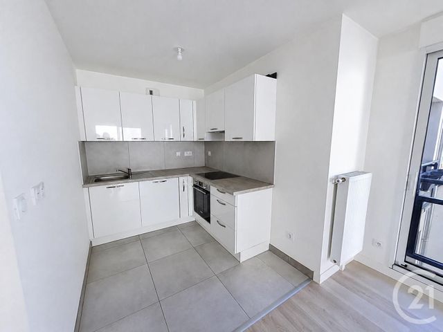 Appartement F2 &agrave; louer - 2 pi&egrave;ces - 62 m2 - Orleans - 45 - CENTRE