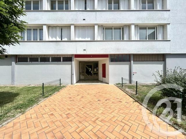 Appartement F3 &agrave; louer - 3 pi&egrave;ces - 61,40 m2 - Montargis - 45 - CENTRE