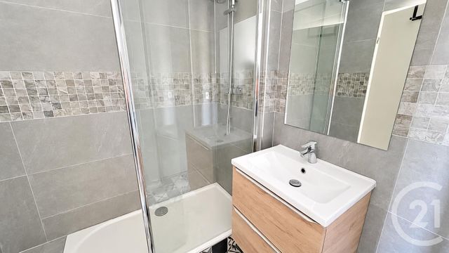 Appartement F2 &agrave; louer - 2 pi&egrave;ces - 46,36 m2 - Orleans - 45 - CENTRE