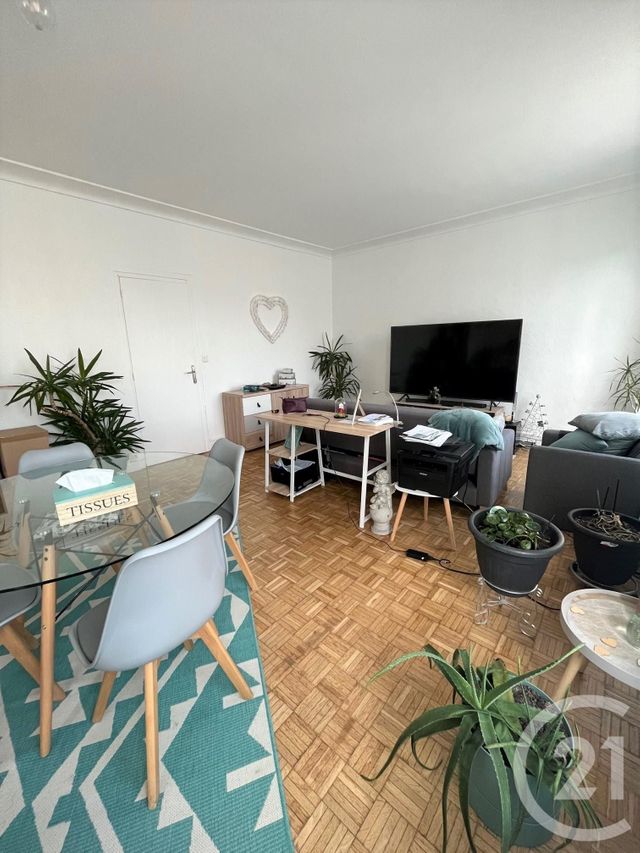 Appartement F3 &agrave; louer - 3 pi&egrave;ces - 89,68 m2 - Orleans - 45 - CENTRE