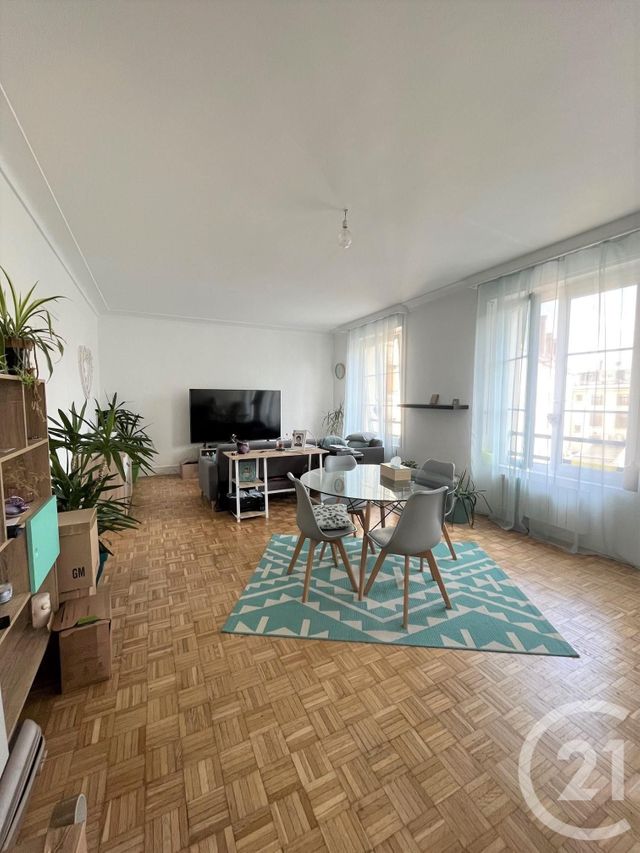 Appartement F3 &agrave; louer - 3 pi&egrave;ces - 89,68 m2 - Orleans - 45 - CENTRE