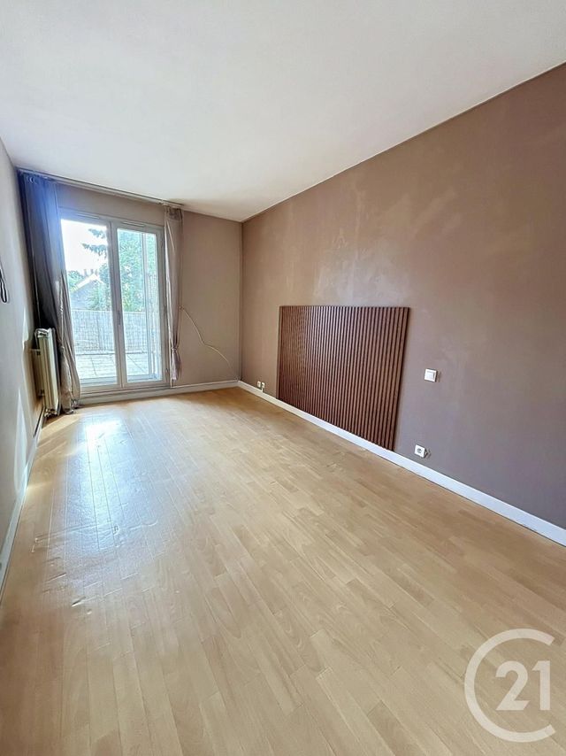 Appartement F2 &agrave; louer - 2 pi&egrave;ces - 57,36 m2 - Orleans - 45 - CENTRE