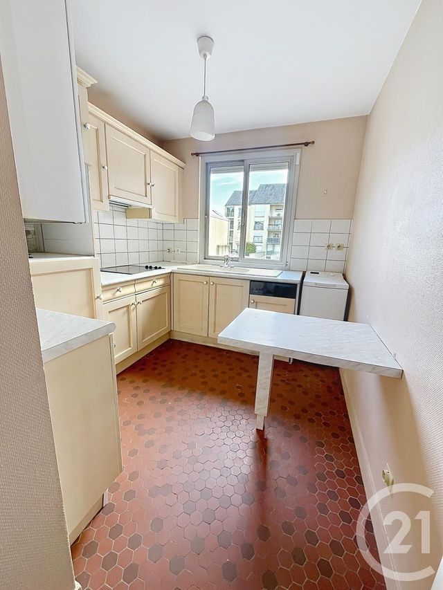Appartement F2 &agrave; louer - 2 pi&egrave;ces - 57,36 m2 - Orleans - 45 - CENTRE