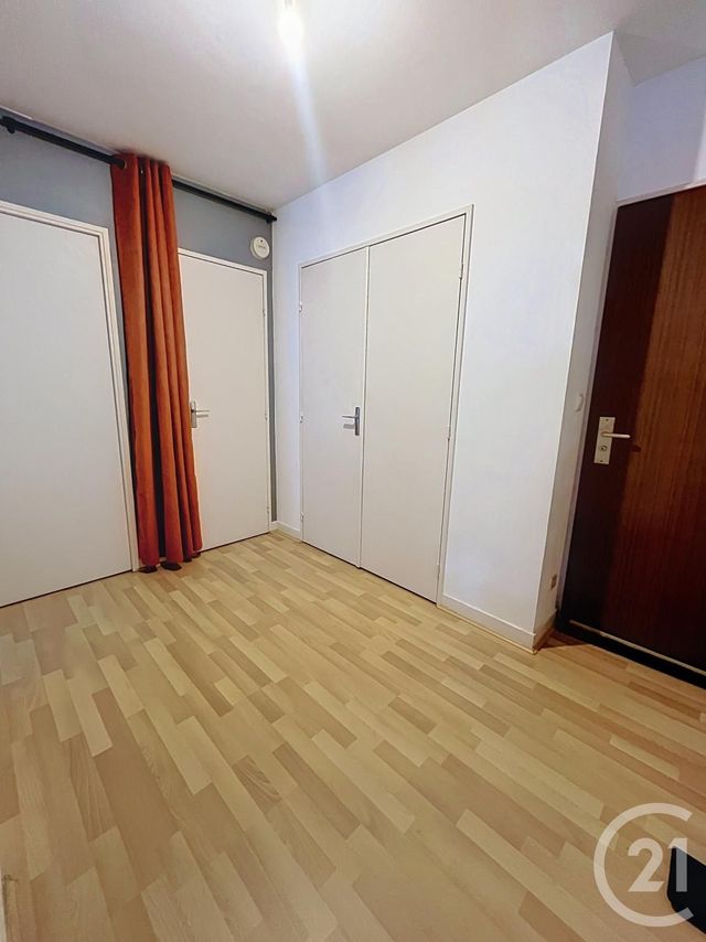 Appartement F2 &agrave; louer - 2 pi&egrave;ces - 57,36 m2 - Orleans - 45 - CENTRE