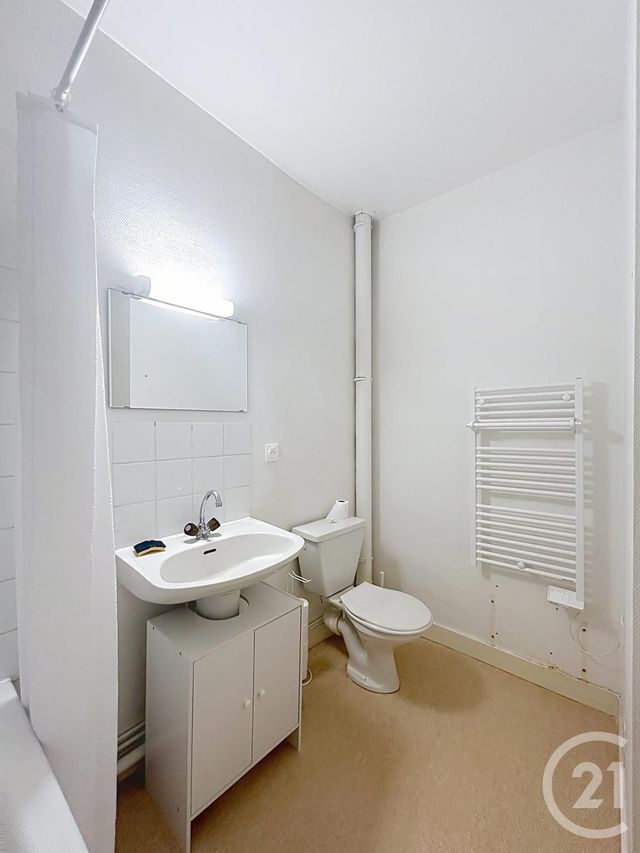 Appartement F1 &agrave; louer - 1 pi&egrave;ce - 26,17 m2 - Orleans - 45 - CENTRE