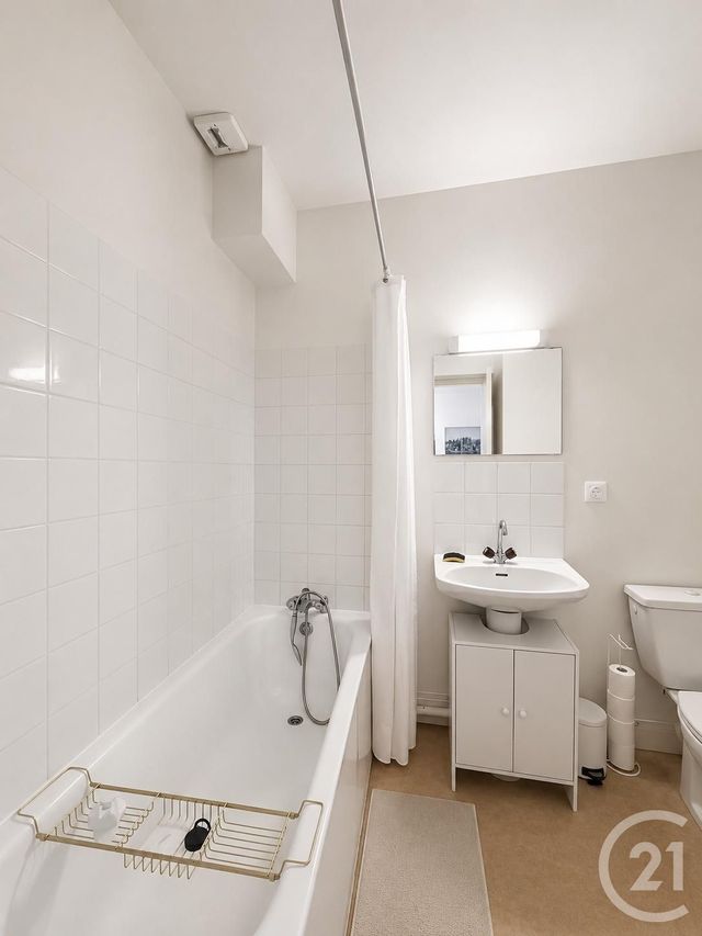 Appartement F1 &agrave; louer - 1 pi&egrave;ce - 26,17 m2 - Orleans - 45 - CENTRE
