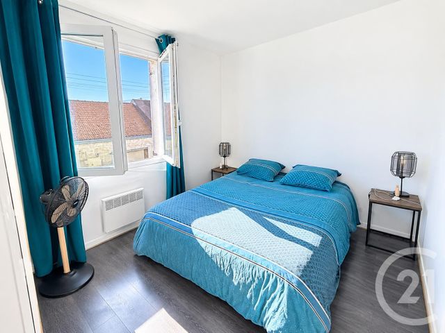 Appartement F2 &agrave; louer - 2 pi&egrave;ces - 49 m2 - Fleury Les Aubrais - 45 - CENTRE