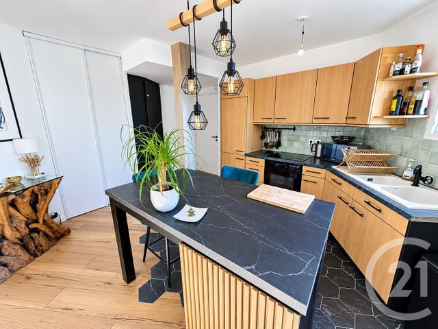 Appartement F2 &agrave; louer - 2 pi&egrave;ces - 49 m2 - Fleury Les Aubrais - 45 - CENTRE