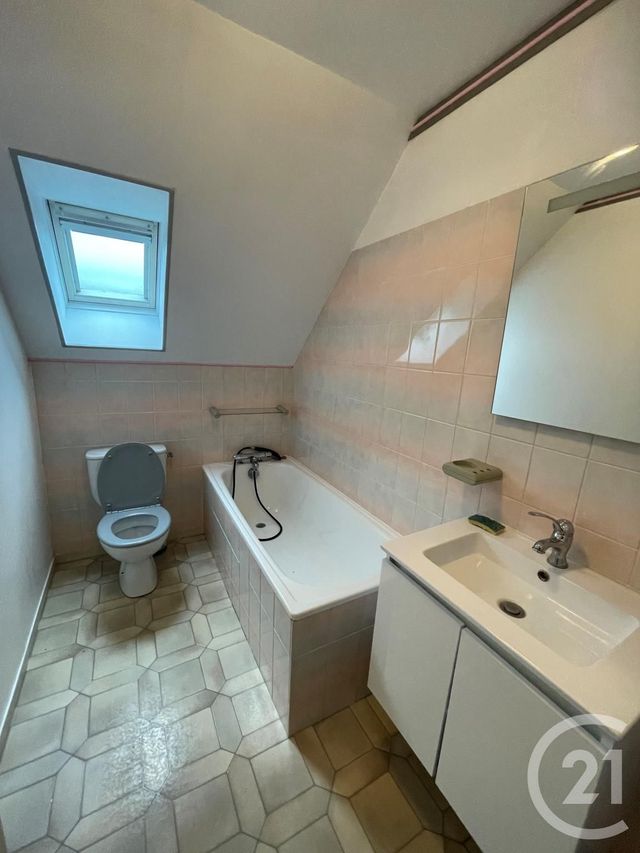 Maison &agrave; louer - 6 pi&egrave;ces - 102 m2 - Fleury Les Aubrais - 45 - CENTRE