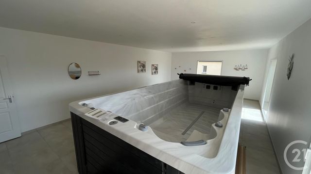 Maison &agrave; louer - 3 pi&egrave;ces - 70,80 m2 - Meung Sur Loire - 45 - CENTRE