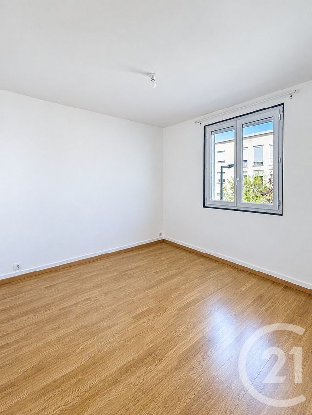 Appartement F4 &agrave; louer - 4 pi&egrave;ces - 80 m2 - St Jean De Braye - 45 - CENTRE