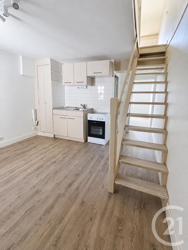 Appartement F2 &agrave; louer - 2 pi&egrave;ces - 44,85 m2 - Orleans - 45 - CENTRE