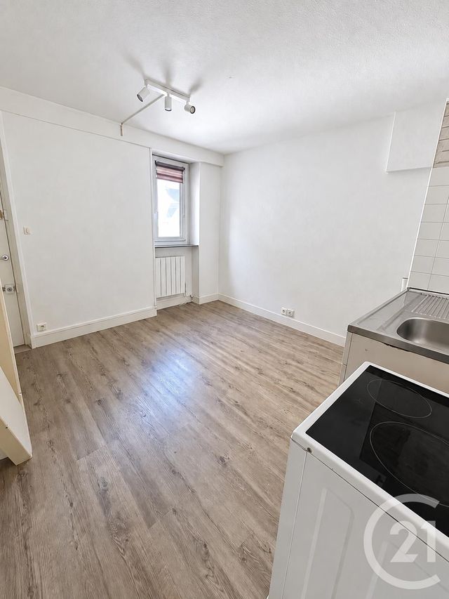 Appartement F2 &agrave; louer - 2 pi&egrave;ces - 44,85 m2 - Orleans - 45 - CENTRE