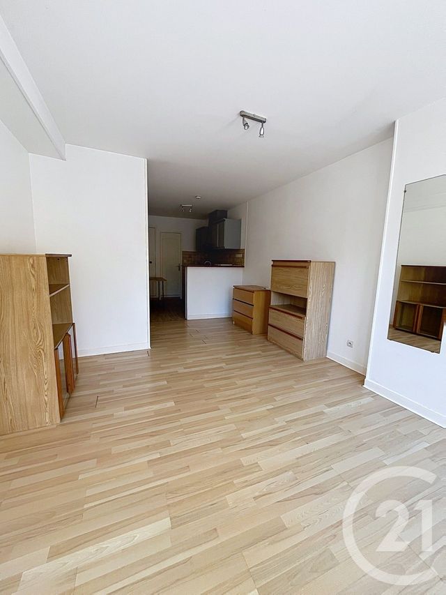 Appartement Studio &agrave; louer - 1 pi&egrave;ce - 26,48 m2 - Orleans - 45 - CENTRE