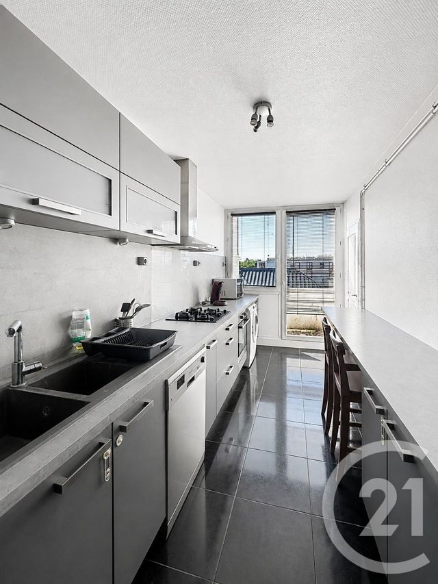 Appartement Chambre &agrave; louer - 1 pi&egrave;ce - 10,43 m2 - Orleans - 45 - CENTRE