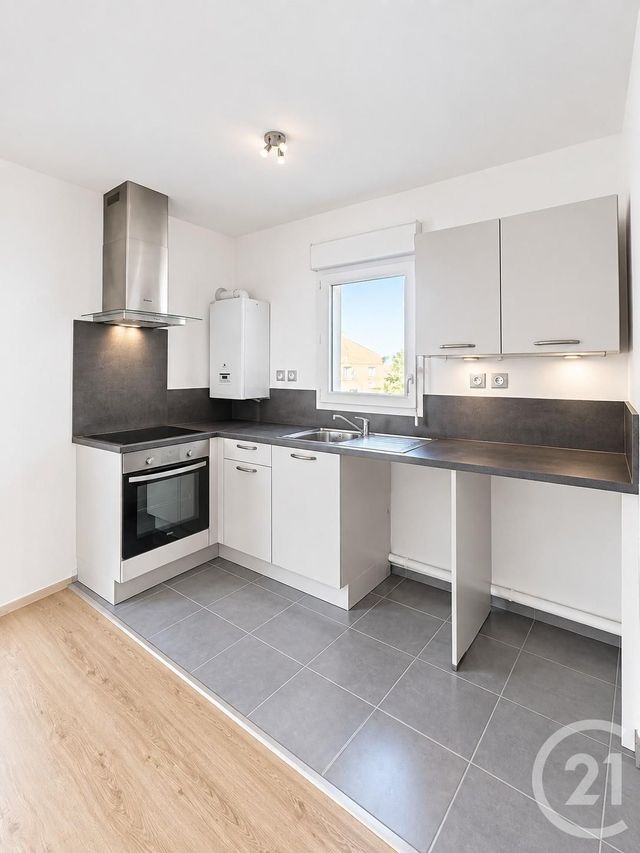 Appartement F2 &agrave; vendre - 2 pi&egrave;ces - 42 m2 - La Chapelle St Mesmin - 45 - CENTRE