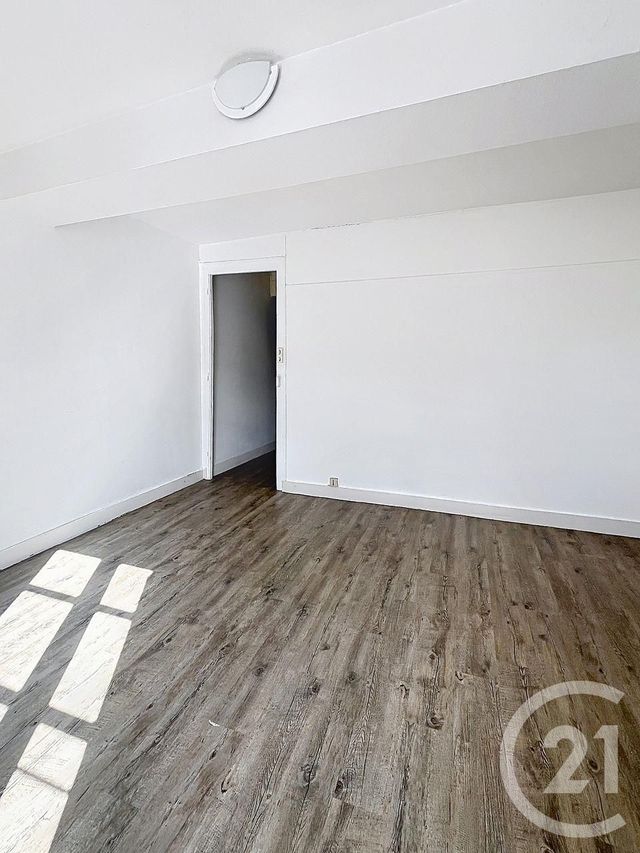 Appartement F2 &agrave; louer - 2 pi&egrave;ces - 44,85 m2 - Orleans - 45 - CENTRE
