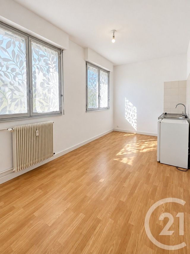 Appartement 1 pièce 18 m² · à Orléans · 18,4 m² · 413 €/mois