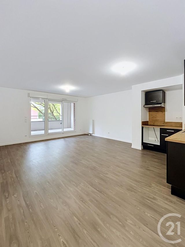 Appartement F4 &agrave; louer - 4 pi&egrave;ces - 80,58 m2 - Orleans - 45 - CENTRE