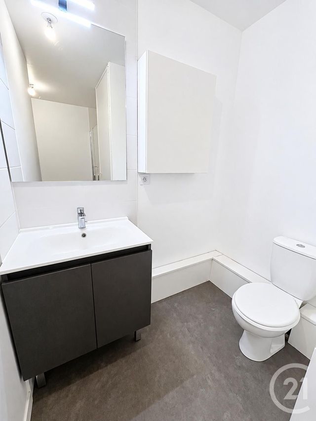 Appartement F4 &agrave; louer - 4 pi&egrave;ces - 80,58 m2 - Orleans - 45 - CENTRE