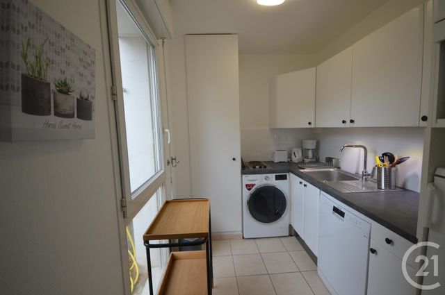 Appartement F2 &agrave; louer - 2 pi&egrave;ces - 46,66 m2 - Orleans - 45 - CENTRE