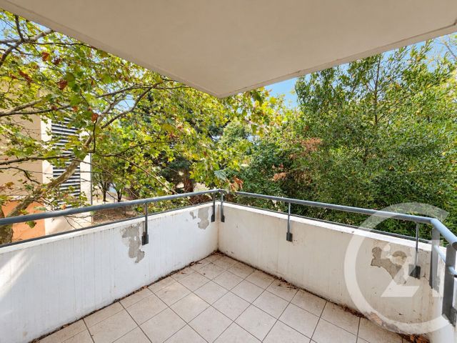 Appartement T3 &agrave; vendre - 3 pi&egrave;ces - 60 m2 - L Isle Jourdain - 32 - MIDI-PYRENEES