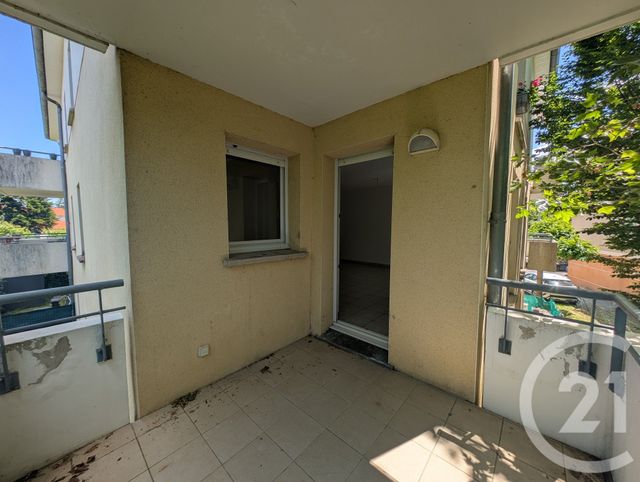 Appartement T3 &agrave; vendre - 3 pi&egrave;ces - 60 m2 - L Isle Jourdain - 32 - MIDI-PYRENEES