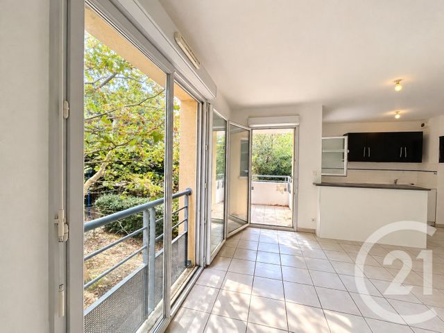 Appartement T3 &agrave; vendre - 3 pi&egrave;ces - 60 m2 - L Isle Jourdain - 32 - MIDI-PYRENEES