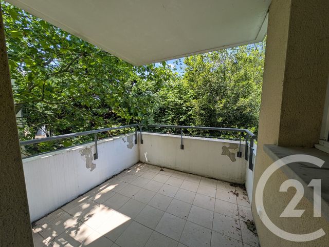 Appartement T3 &agrave; vendre - 3 pi&egrave;ces - 60 m2 - L Isle Jourdain - 32 - MIDI-PYRENEES