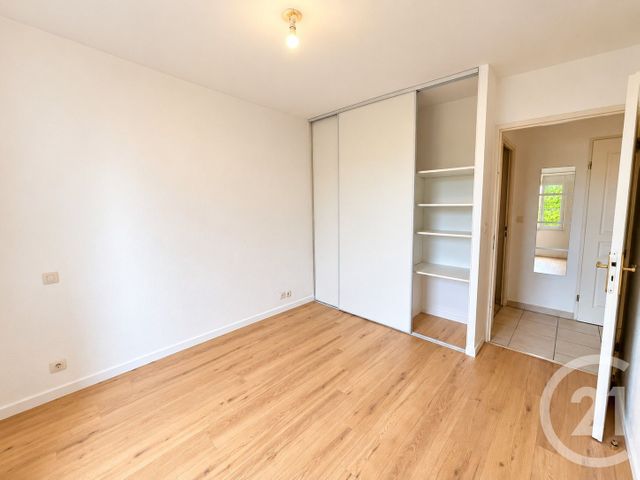 Appartement T3 &agrave; vendre - 3 pi&egrave;ces - 60 m2 - L Isle Jourdain - 32 - MIDI-PYRENEES