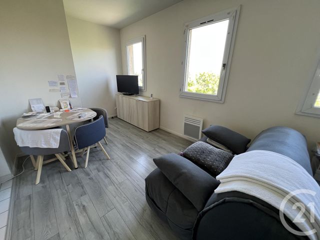 Appartement a vendre  - 1 pièce(s) - 24.7 m2 - Surfyn