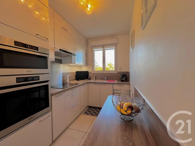 Appartement F6 à vendre - 6 pièces - 103,54 m2 - Pontoise - 95 - ILE-DE-FRANCE
