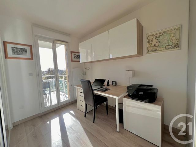Appartement F6 à vendre - 6 pièces - 103,54 m2 - Pontoise - 95 - ILE-DE-FRANCE