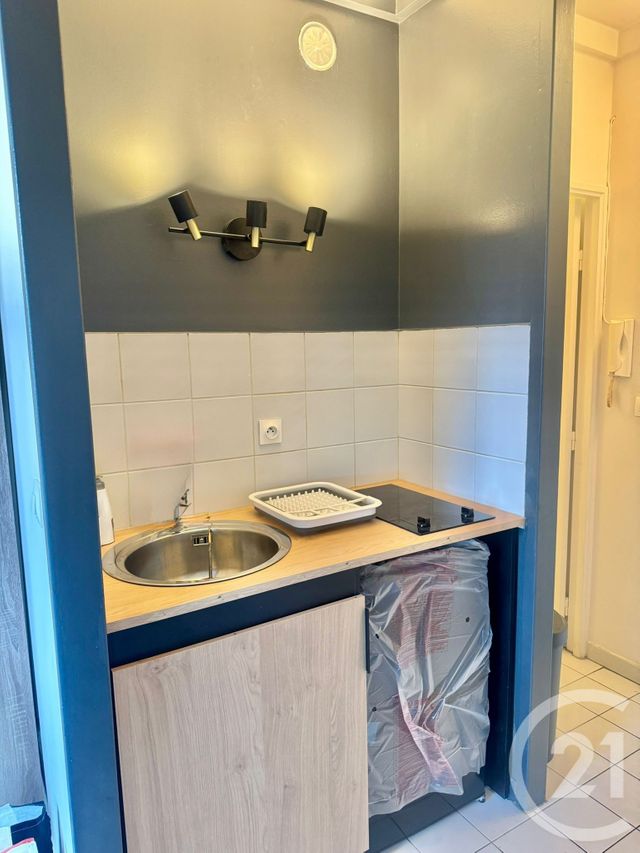Appartement F1 à louer - 1 pièce - 24,70 m2 - Pontoise - 95 - ILE-DE-FRANCE
