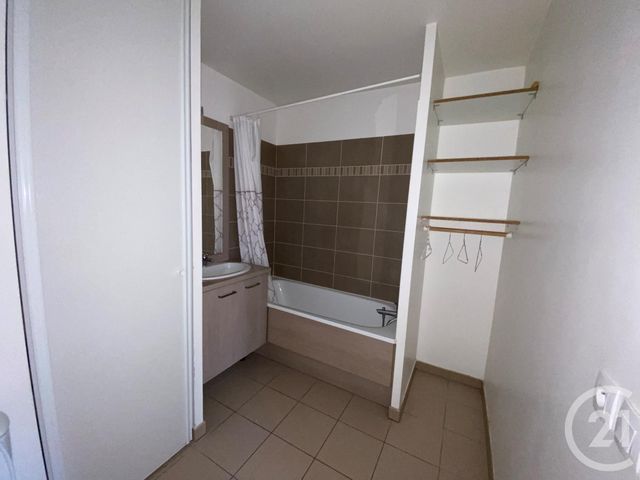 Appartement F2 &agrave; louer - 2 pi&egrave;ces - 39,89 m2 - Montigny Les Cormeilles - 95 - ILE-DE-FRANCE