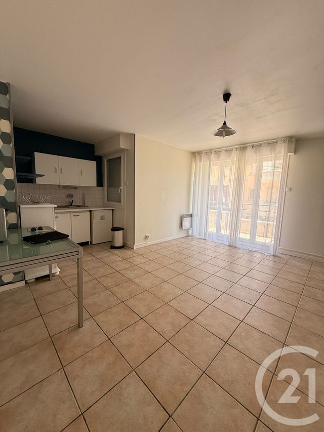 Appartement F1 &agrave; louer - 1 pi&egrave;ce - 30,09 m2 - Beauchamp - 95 - ILE-DE-FRANCE