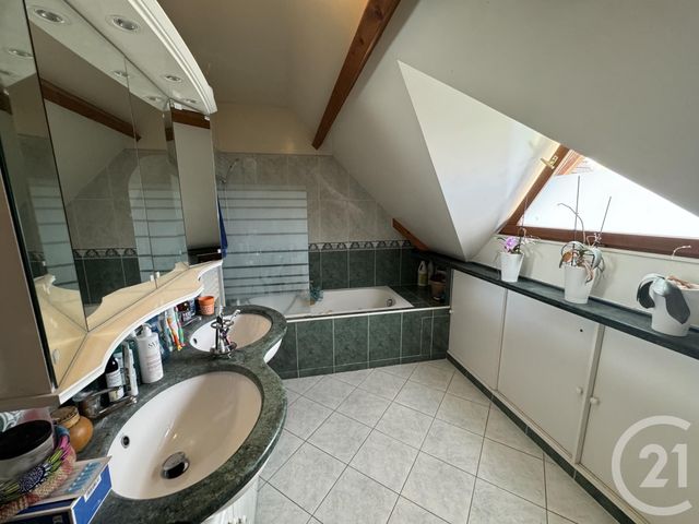 Maison &agrave; louer - 7 pi&egrave;ces - 125,90 m2 - Beauchamp - 95 - ILE-DE-FRANCE
