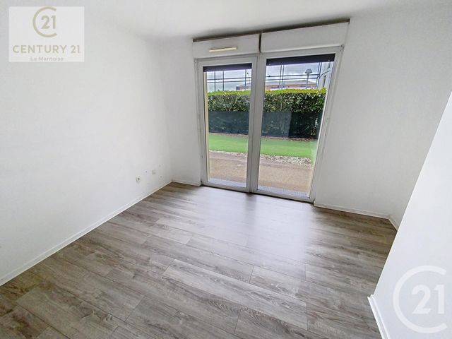 Appartement F3 à vendre - 3 pièces - 65 m2 - Mantes La Jolie - 78 - ILE-DE-FRANCE