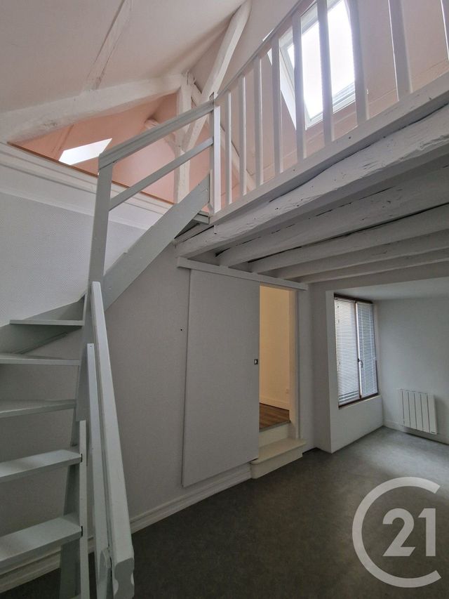 Appartement Duplex &agrave; louer - 2 pi&egrave;ces - 42,58 m2 - Chevreuse - 78 - ILE-DE-FRANCE
