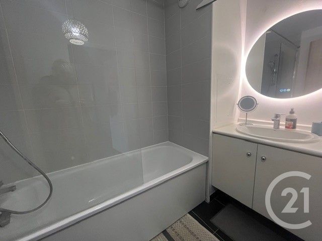 Appartement F4 à vendre - 4 pièces - 80,23 m2 - Mantes La Ville - 78 - ILE-DE-FRANCE