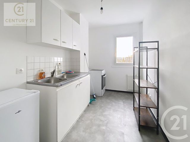 Appartement F2 à louer - 2 pièces - 47,68 m2 - Mantes La Jolie - 78 - ILE-DE-FRANCE