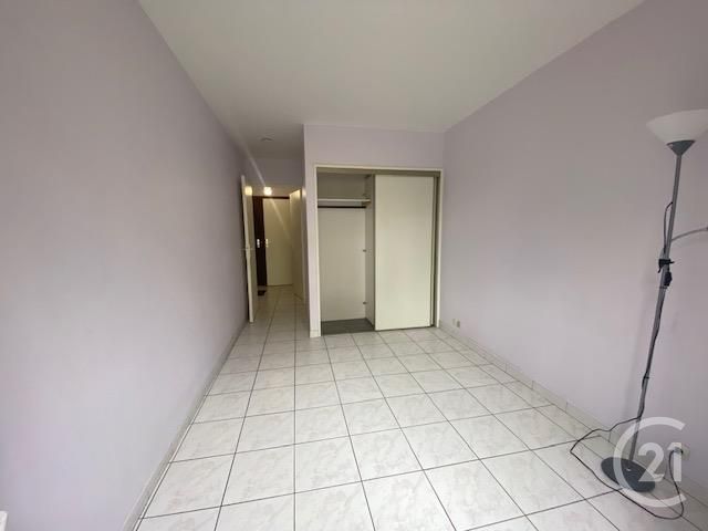 Appartement F2 &agrave; louer - 2 pi&egrave;ces - 39,54 m2 - Mantes La Jolie - 78 - ILE-DE-FRANCE